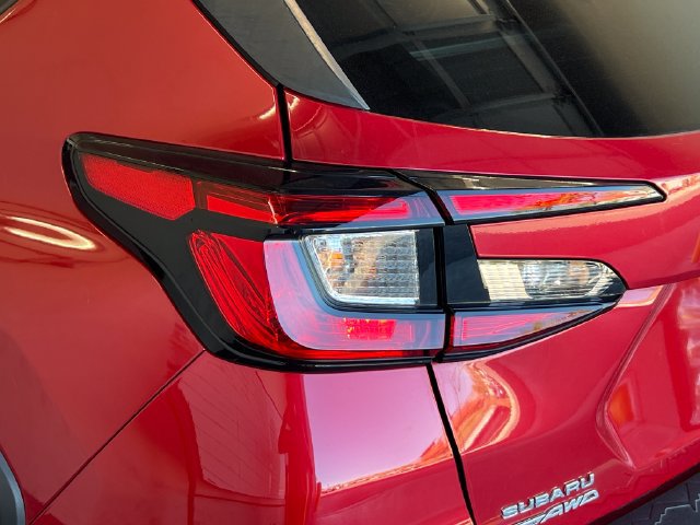 Used 2024 Subaru Crosstrek 2.5i Limited w/ Crosstrek Mirror Package AWD/4WD image 17