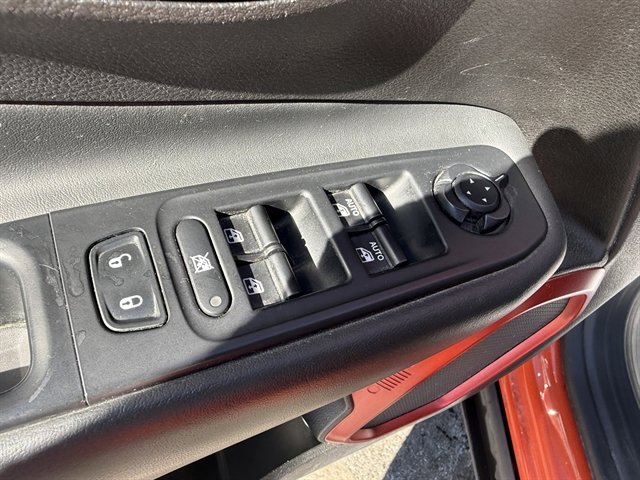 Used 2017 Jeep Renegade Trailhawk image 11
