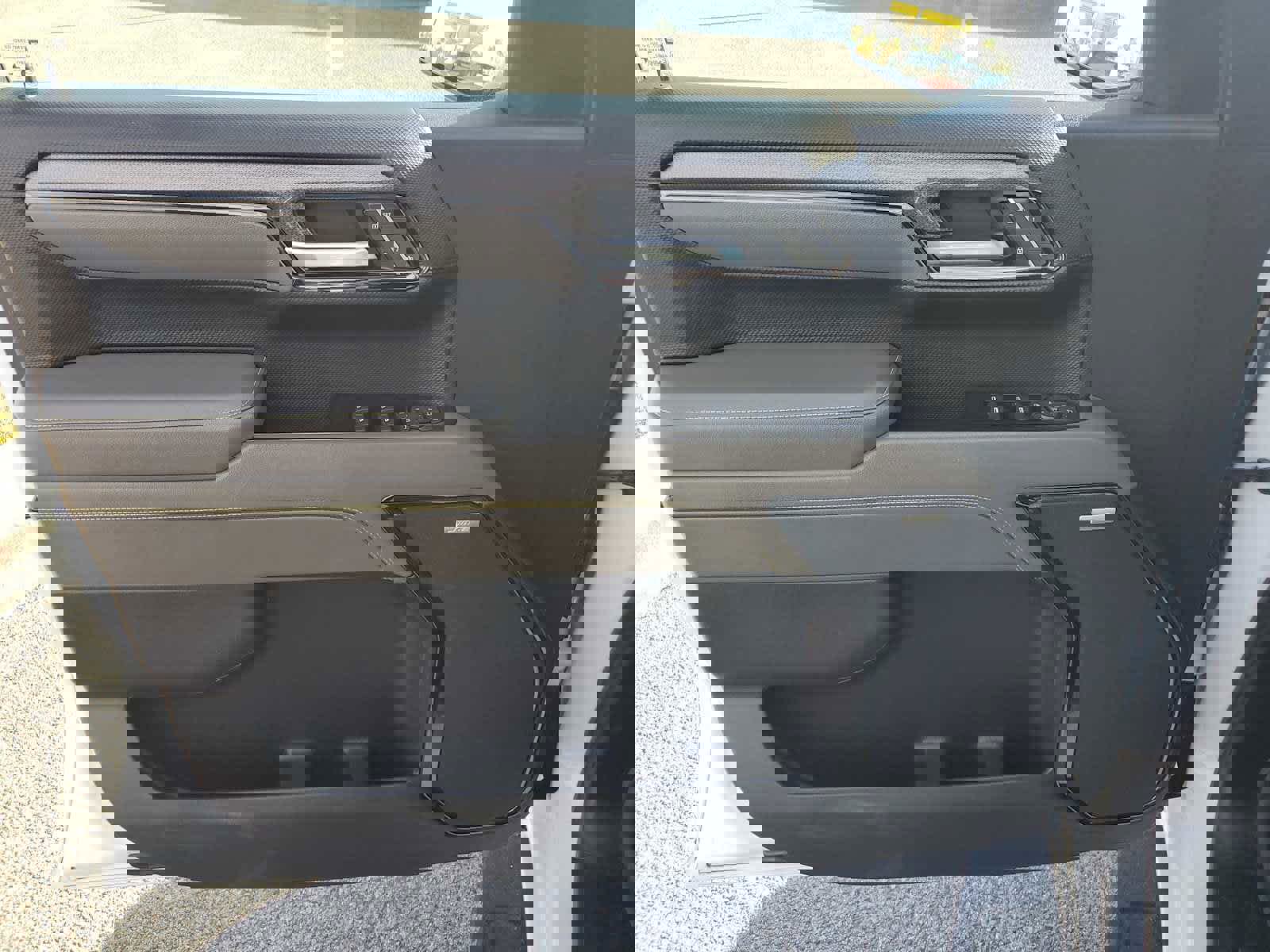 Certified 2023 Chevrolet Silverado 1500 ZR2 w/ Technology Package image 14