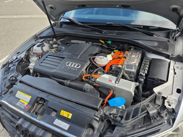 Used 2017 Audi A3 e-tron Premium FWD image 31