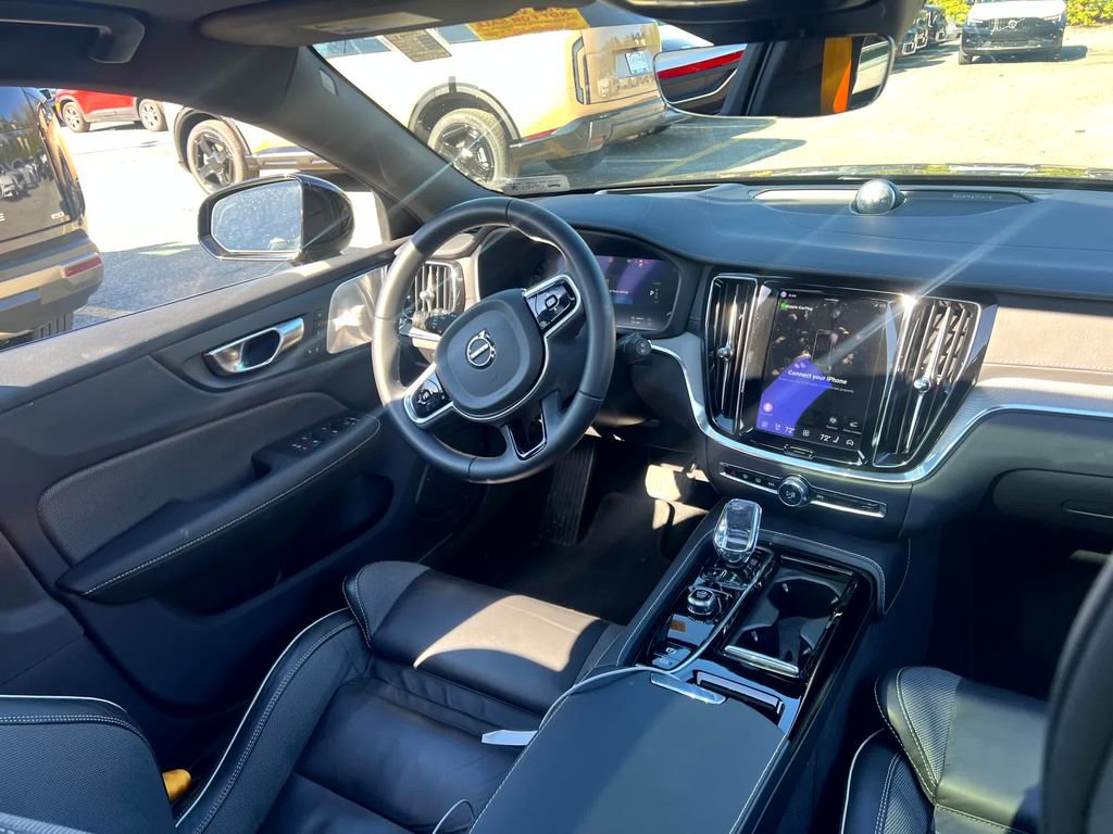 Used 2024 Volvo V60 T8 Polestar image 6