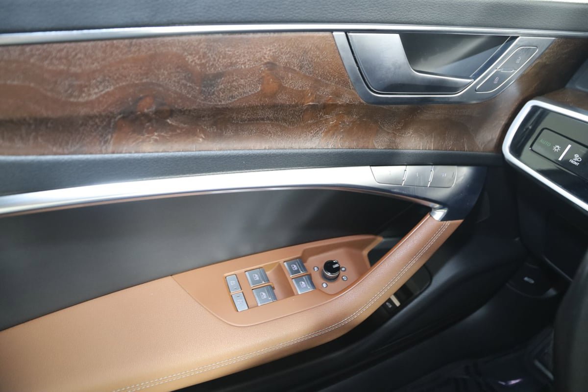 Used 2021 Audi A7 e Premium Plus w/ Black Optic Package image 31
