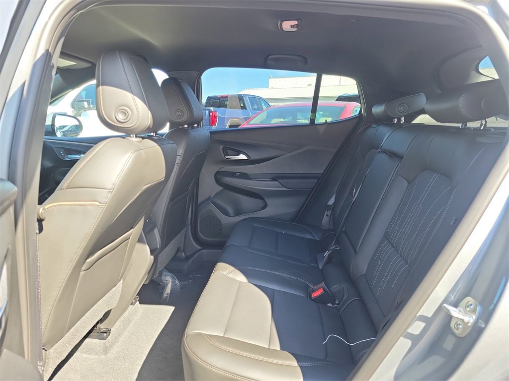 New 2026 Buick Envista Avenir image 13