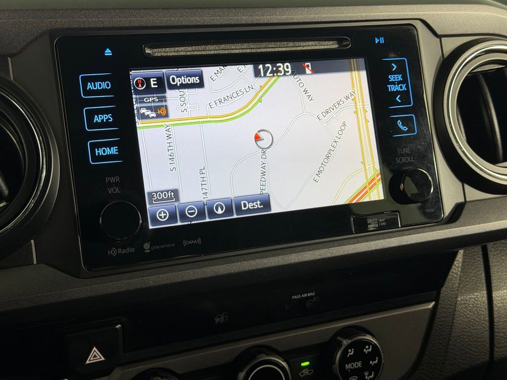 Used 2018 Toyota Tacoma TRD Sport AWD/4WD image 17