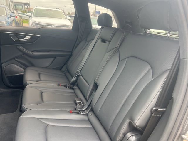 New 2026 Audi Q7 3.0T Prestige image 8