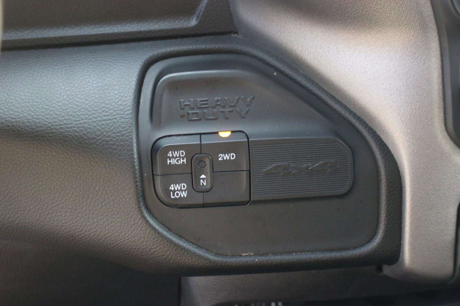 Used 2024 RAM 3500 Big Horn AWD/4WD image 29