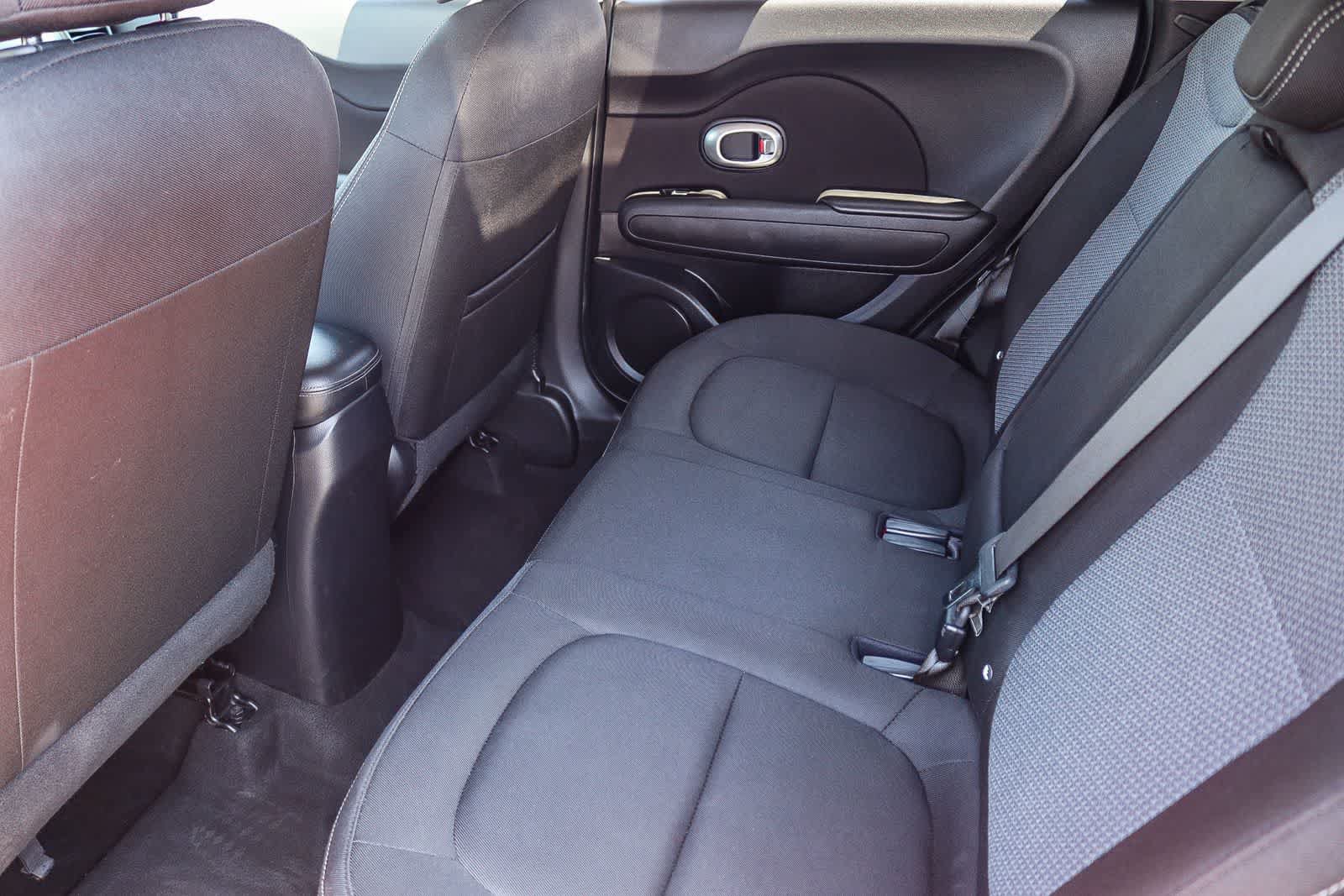 Used 2018 Kia Soul + FWD image 17
