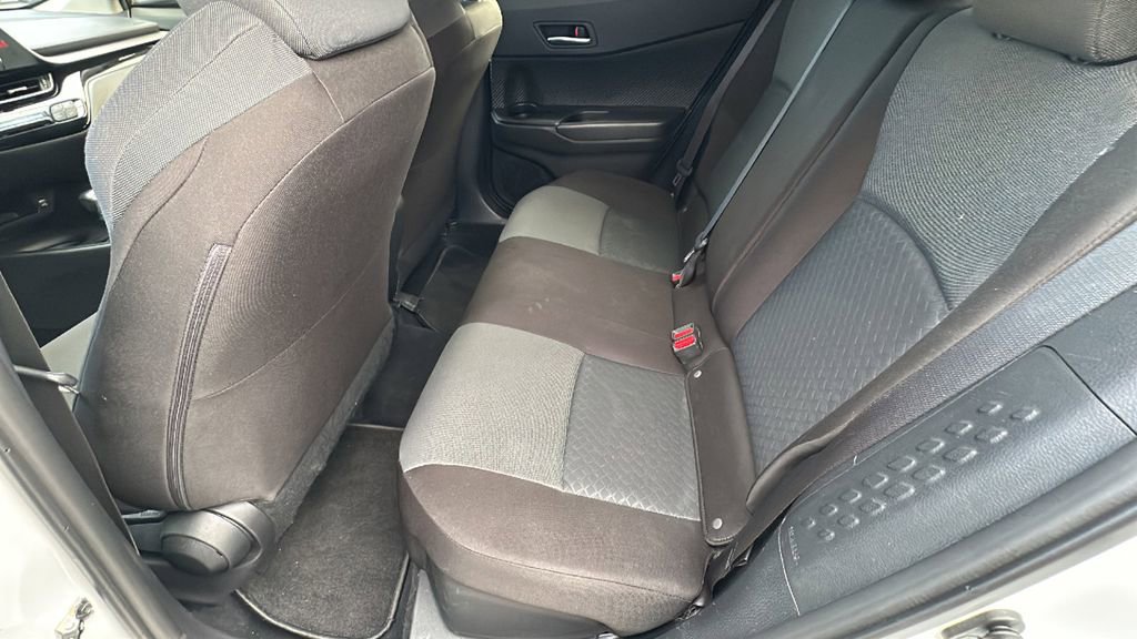 Used 2021 Toyota C-HR LE image 15