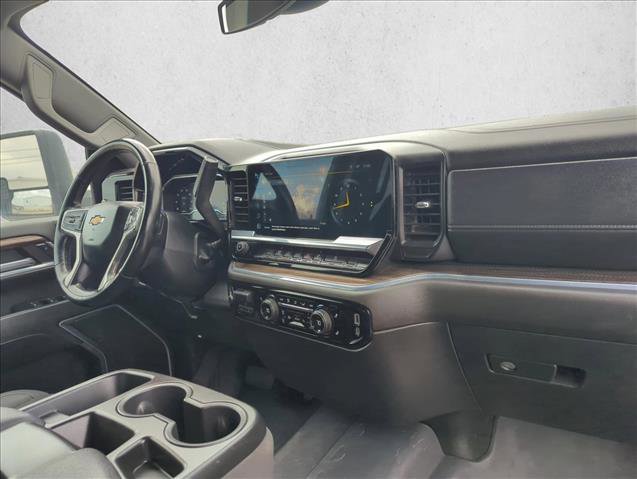 Used 2024 Chevrolet Silverado 2500 LT image 18
