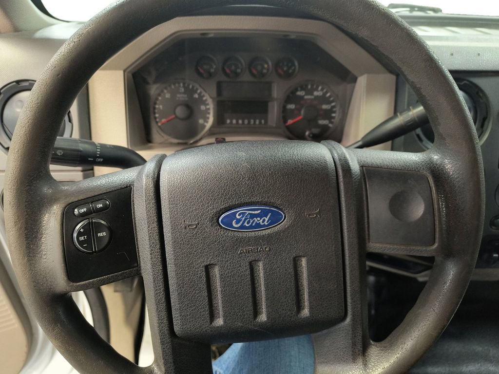 Used 2009 Ford F250 XL AWD/4WD image 13