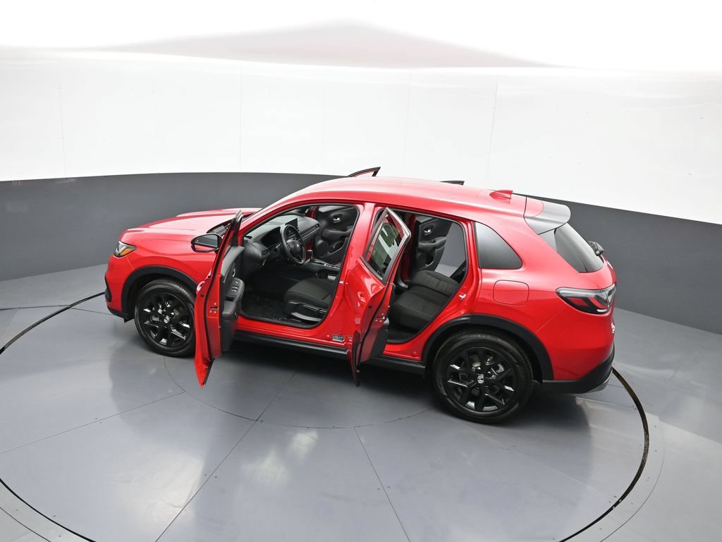 Certified 2025 Honda HR-V Sport image 42