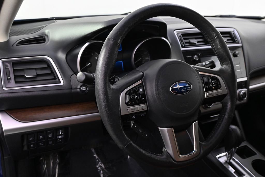 Used 2017 Subaru Outback 3.6R Touring w/ Popular Package #5A image 11