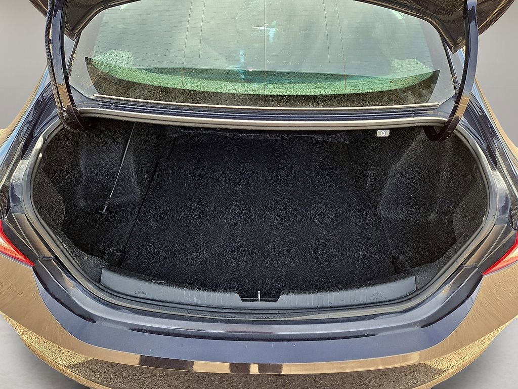 Used 2023 Chevrolet Malibu LT image 14