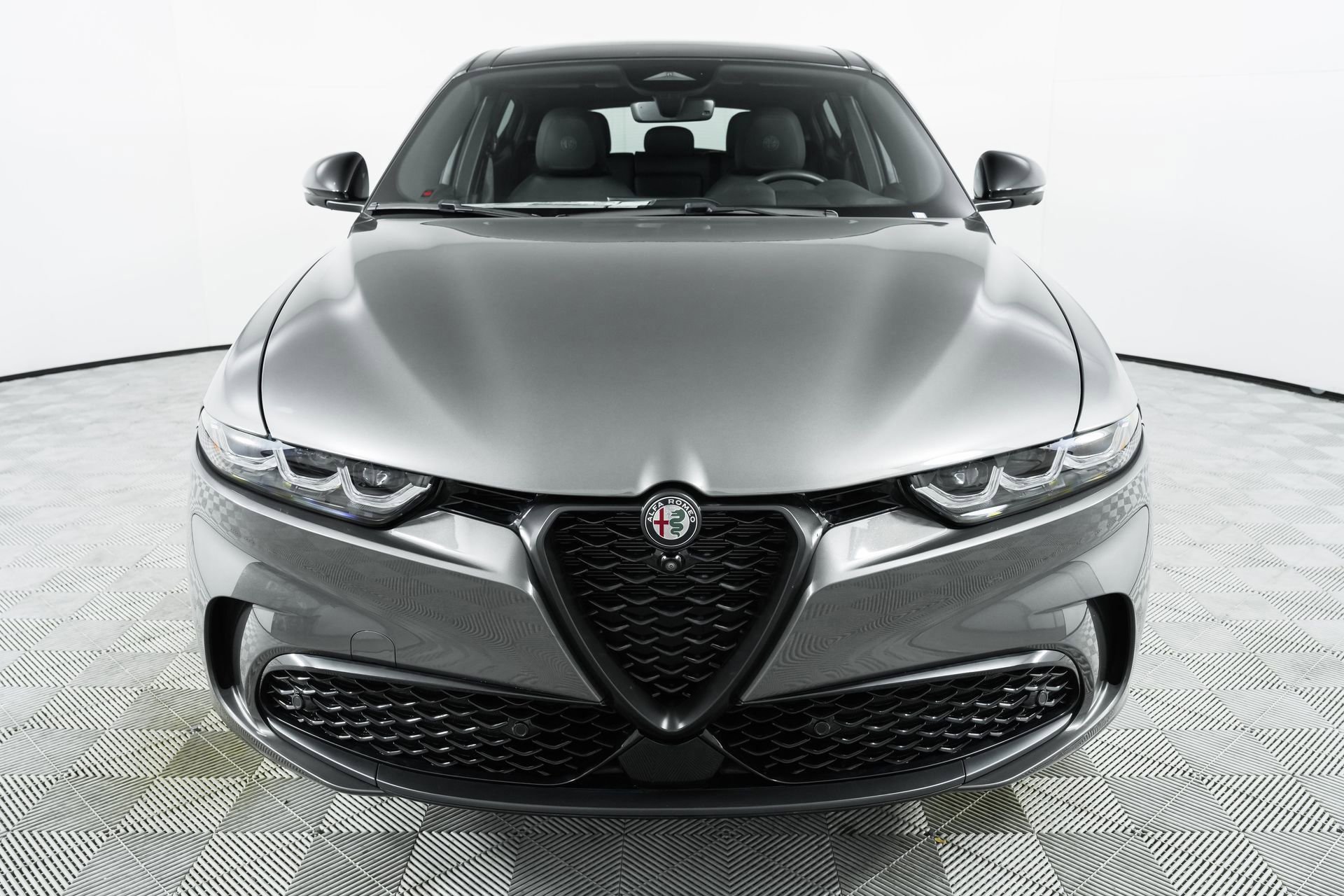 New 2024 Alfa Romeo Tonale Veloce w/ Active Assist Package image 2