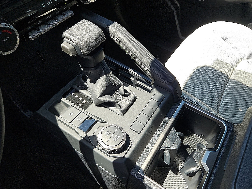 Certified 2026 Toyota 4Runner SR5 RWD image 20