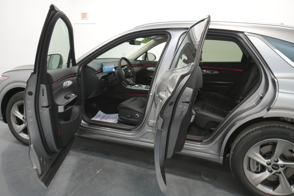 New 2026 Genesis GV70 2.5T image 31