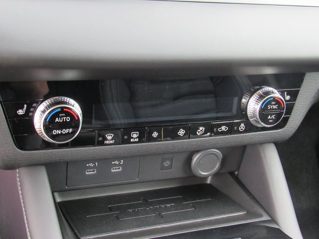 New 2026 Mitsubishi Outlander SE image 18