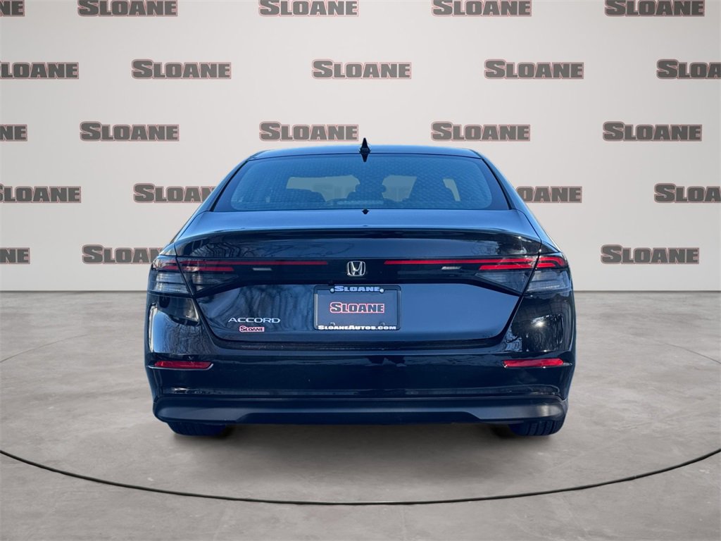 Used 2023 Honda Accord EX image 4
