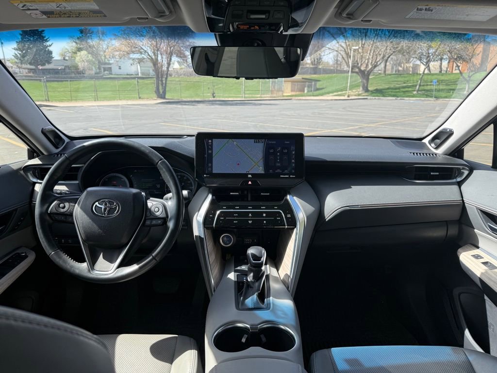 Used 2021 Toyota Venza Limited w/ Advanced Technology Package image 11