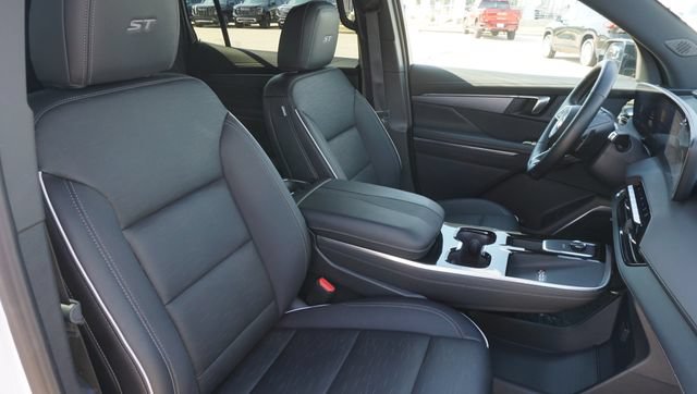 Certified 2026 Buick Enclave Sport Touring AWD/4WD image 23