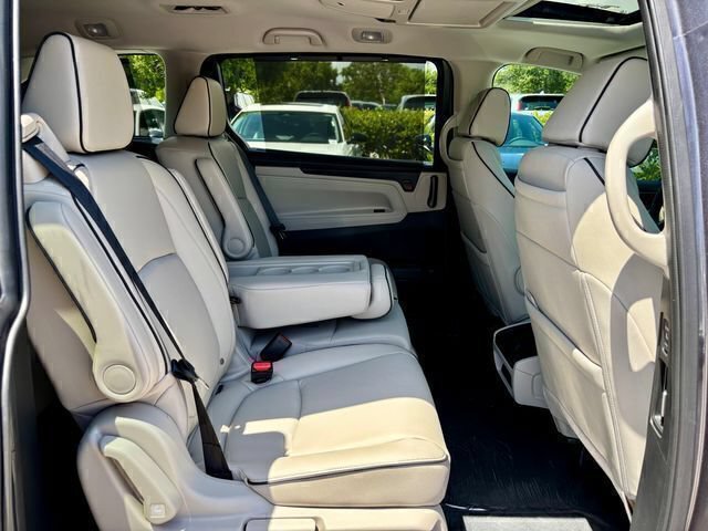 New 2027 Honda Odyssey Touring image 12