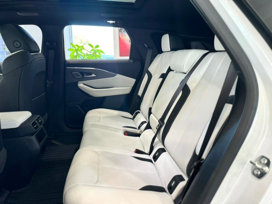 Used 2024 Acura ZDX A-Spec image 17