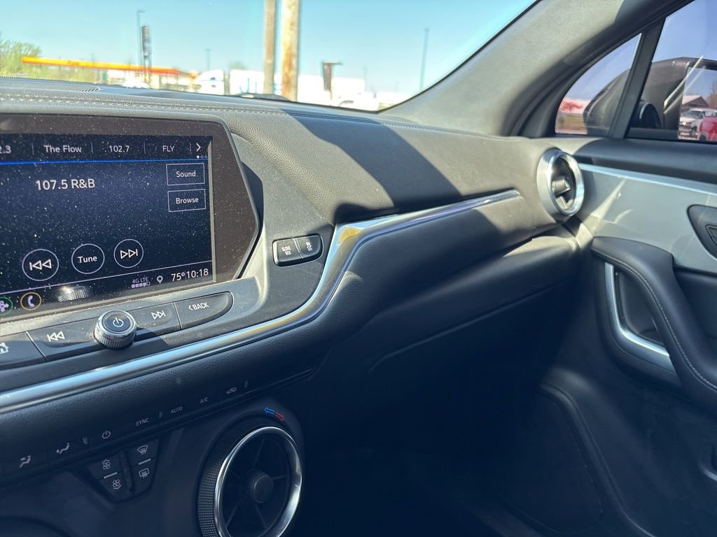 Used 2020 Chevrolet Blazer LT FWD image 40