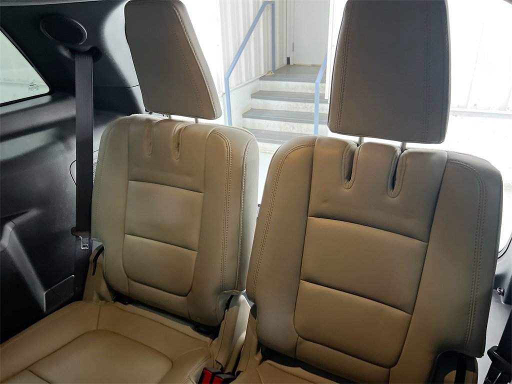 Used 2013 Ford Explorer Limited image 29