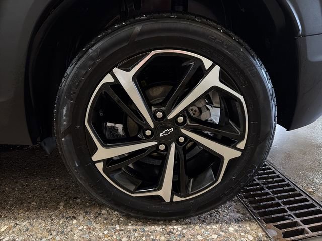 Used 2021 Chevrolet TrailBlazer RS w/ Sun and Liftgate Package AWD/4WD image 10