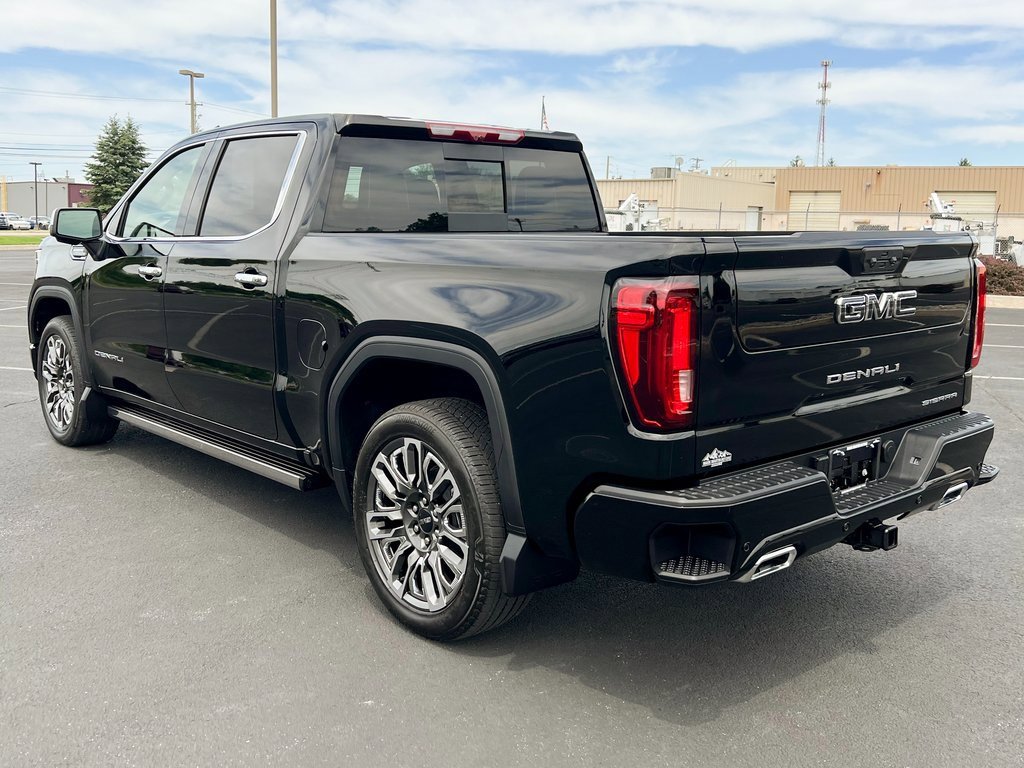 Used 2025 GMC Sierra 1500 Denali Ultimate image 15
