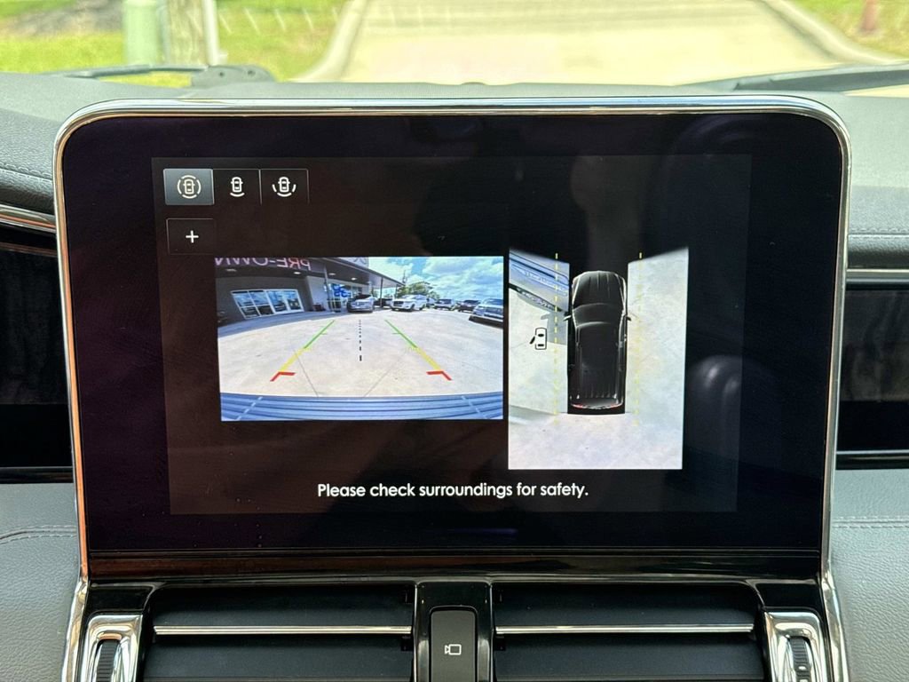 Used 2020 Lincoln Navigator Reserve w/ Luxury Package image 28