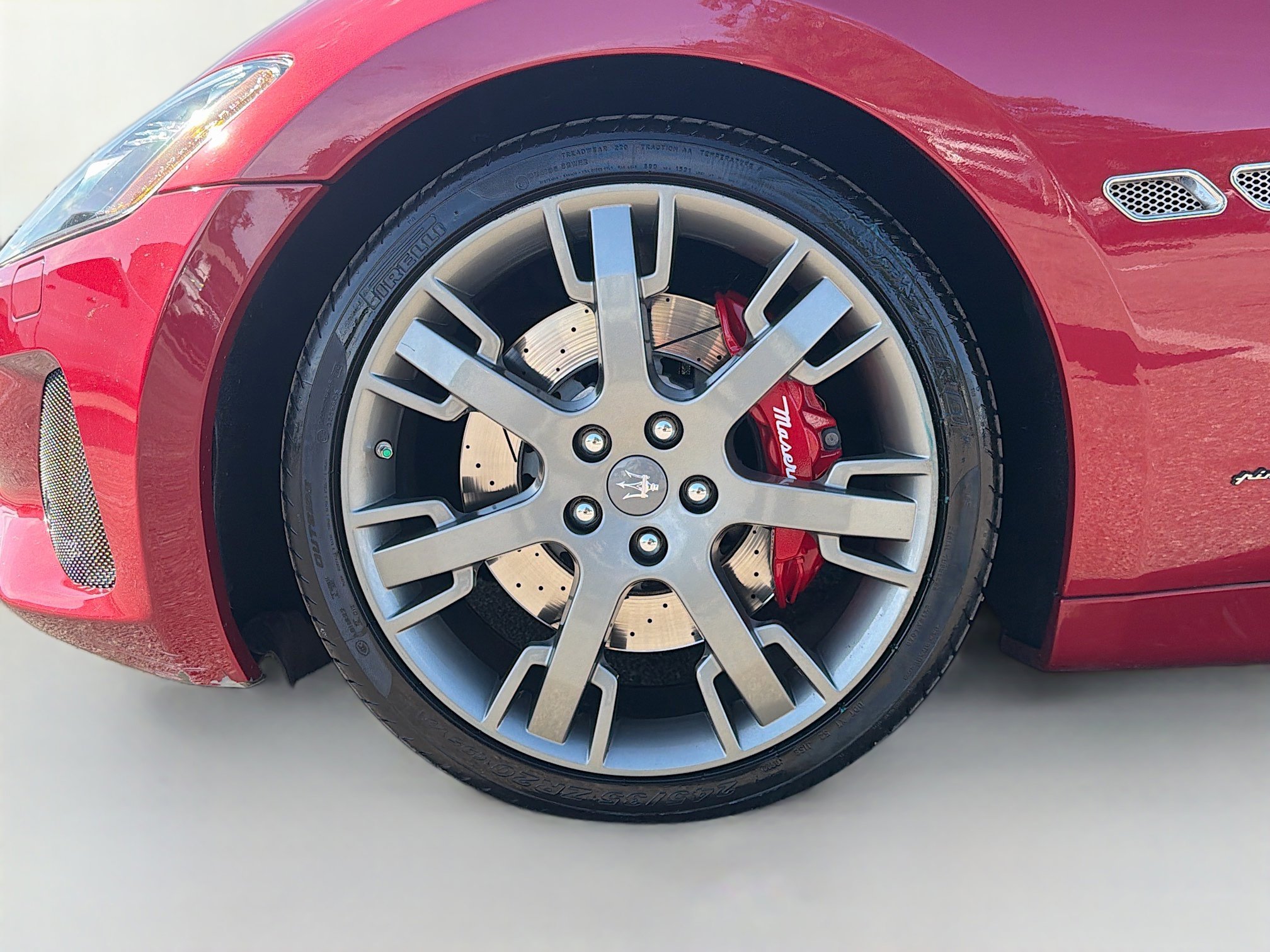 Used 2018 Maserati GranTurismo Sport image 38