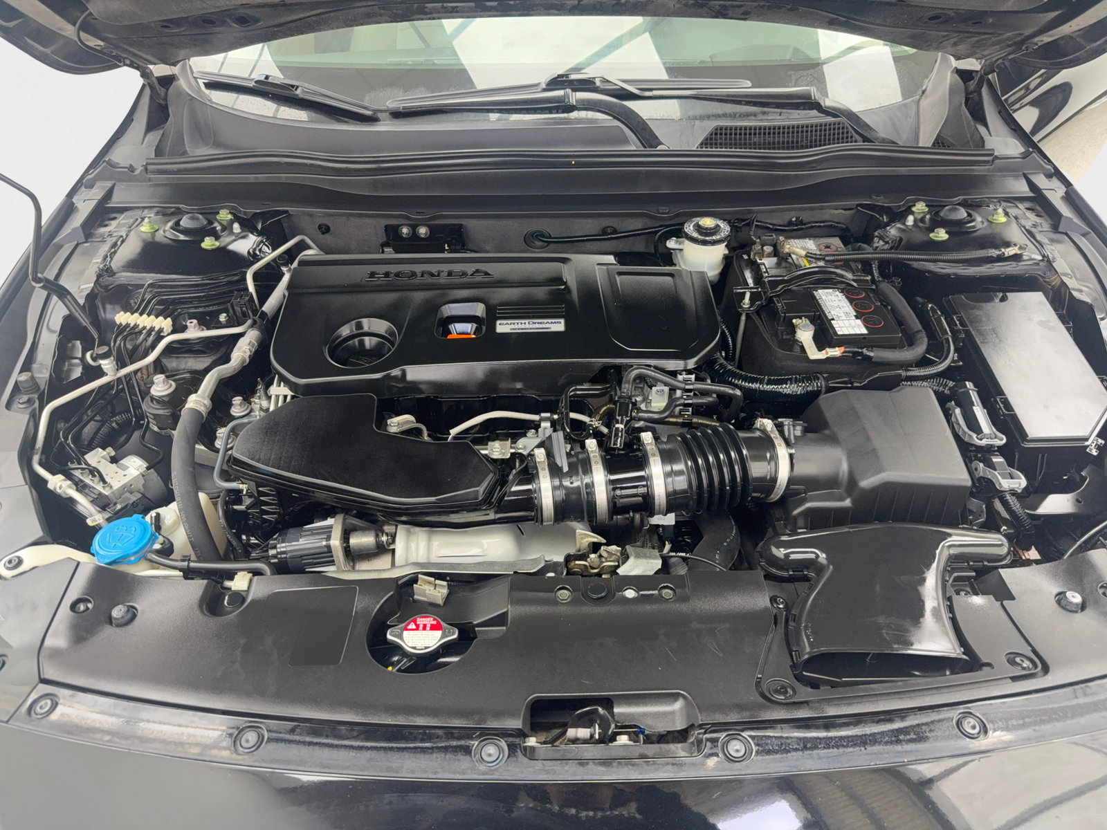 Used 2018 Honda Accord Touring image 52