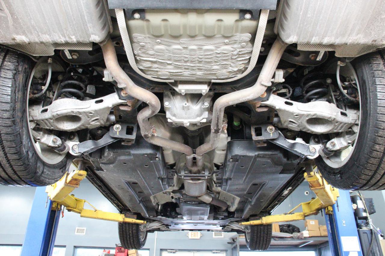 Used 2019 Jaguar F-PACE R-Sport image 97