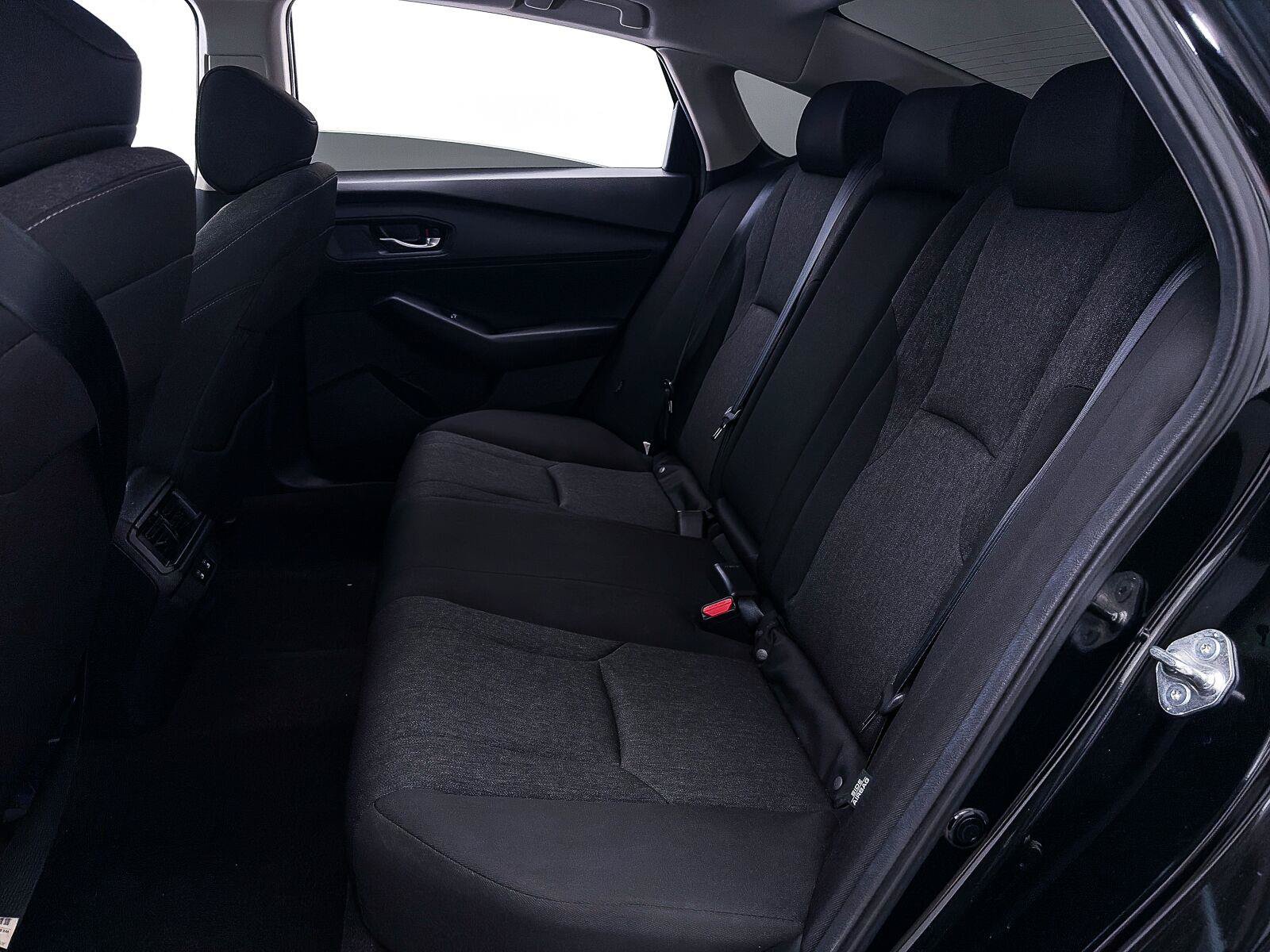 Used 2025 Honda Accord SE image 36