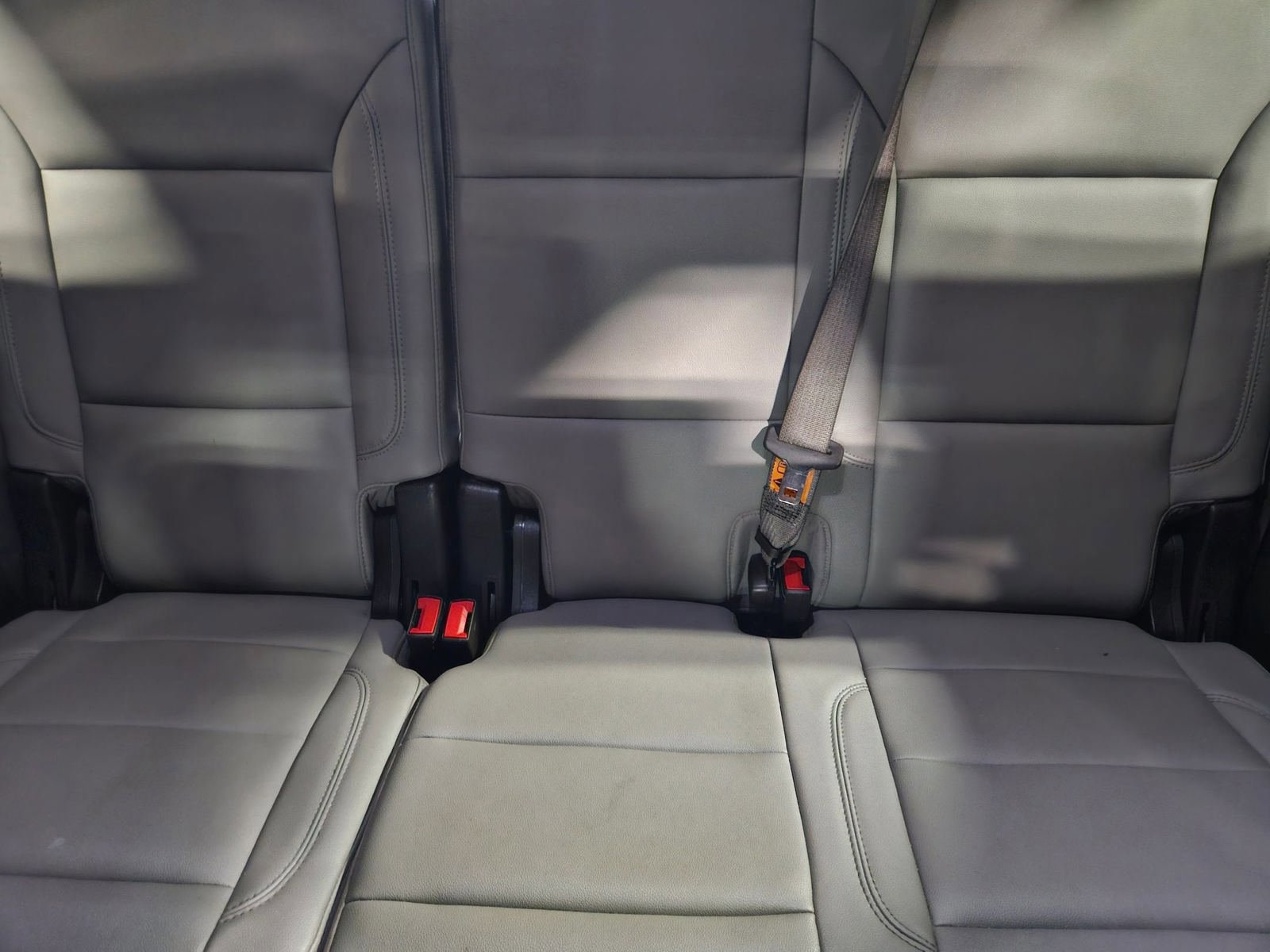 Used 2021 Chevrolet Suburban LT RWD image 27