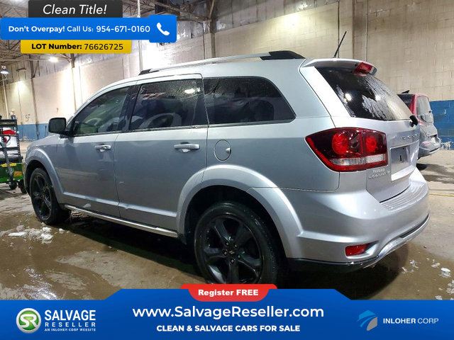 Used 2019 Dodge Journey Crossroad FWD image 3