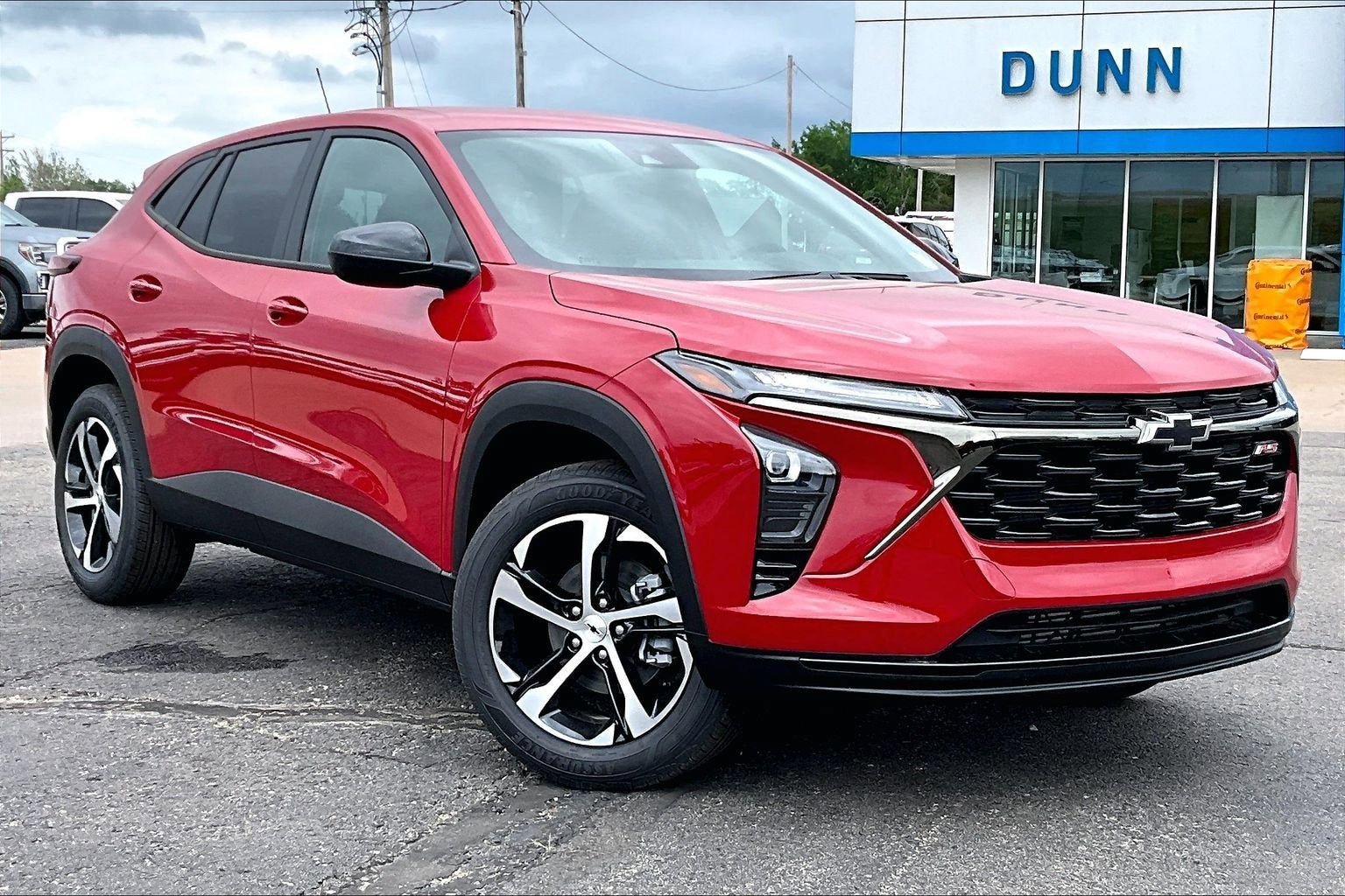 New 2026 Chevrolet Trax RS w/ Driver Confidence Package FWD image 2