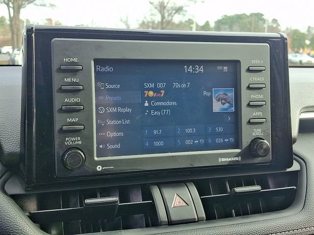 Used 2021 Toyota RAV4 XLE w/ Convenience Package image 19