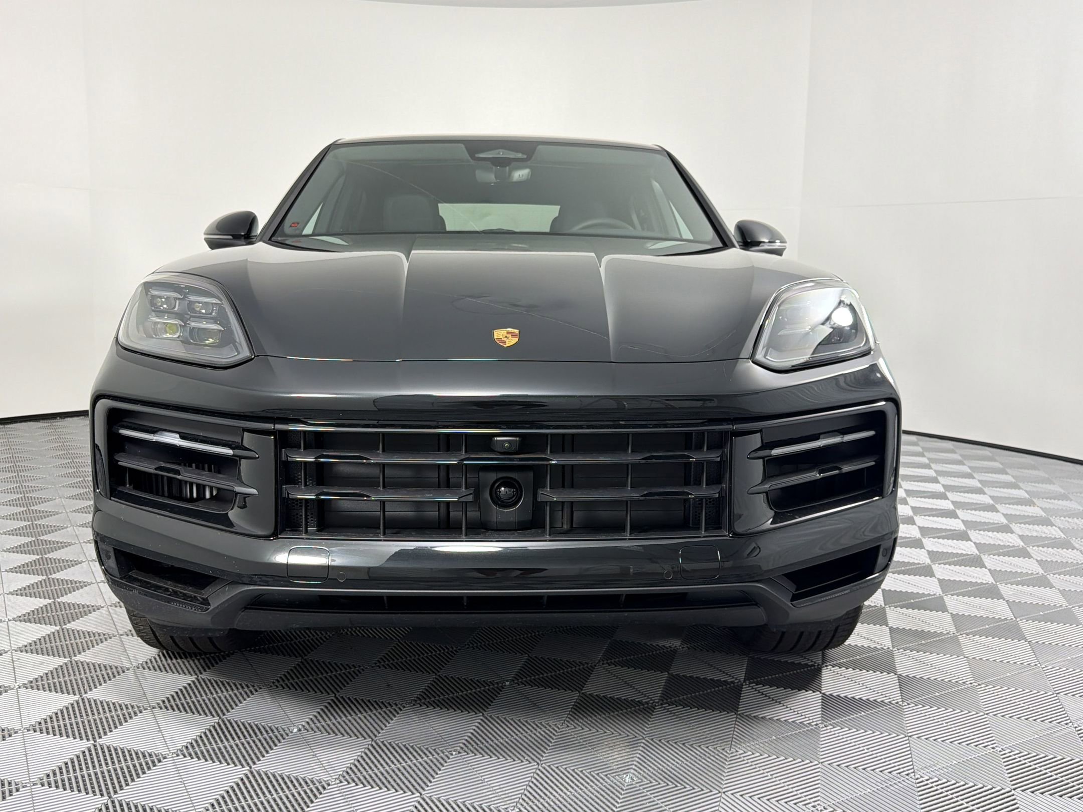 New 2026 Porsche Cayenne Coupe AWD/4WD image 13