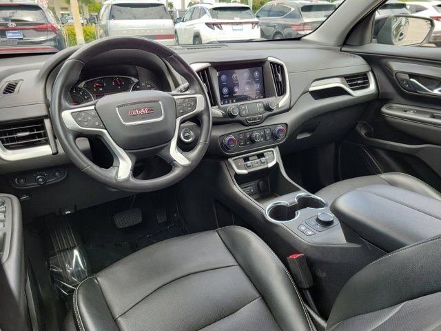 Used 2022 GMC Terrain SLT w/ Elevation Edition image 11