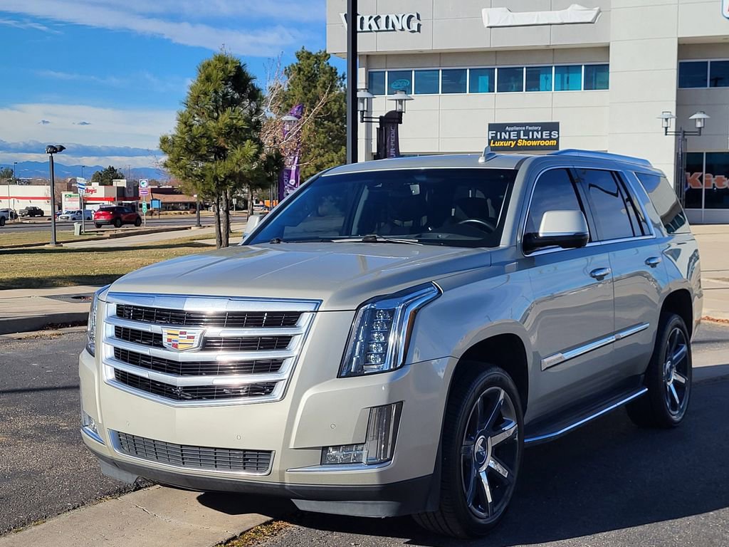 Used 2016 Cadillac Escalade Luxury image 8