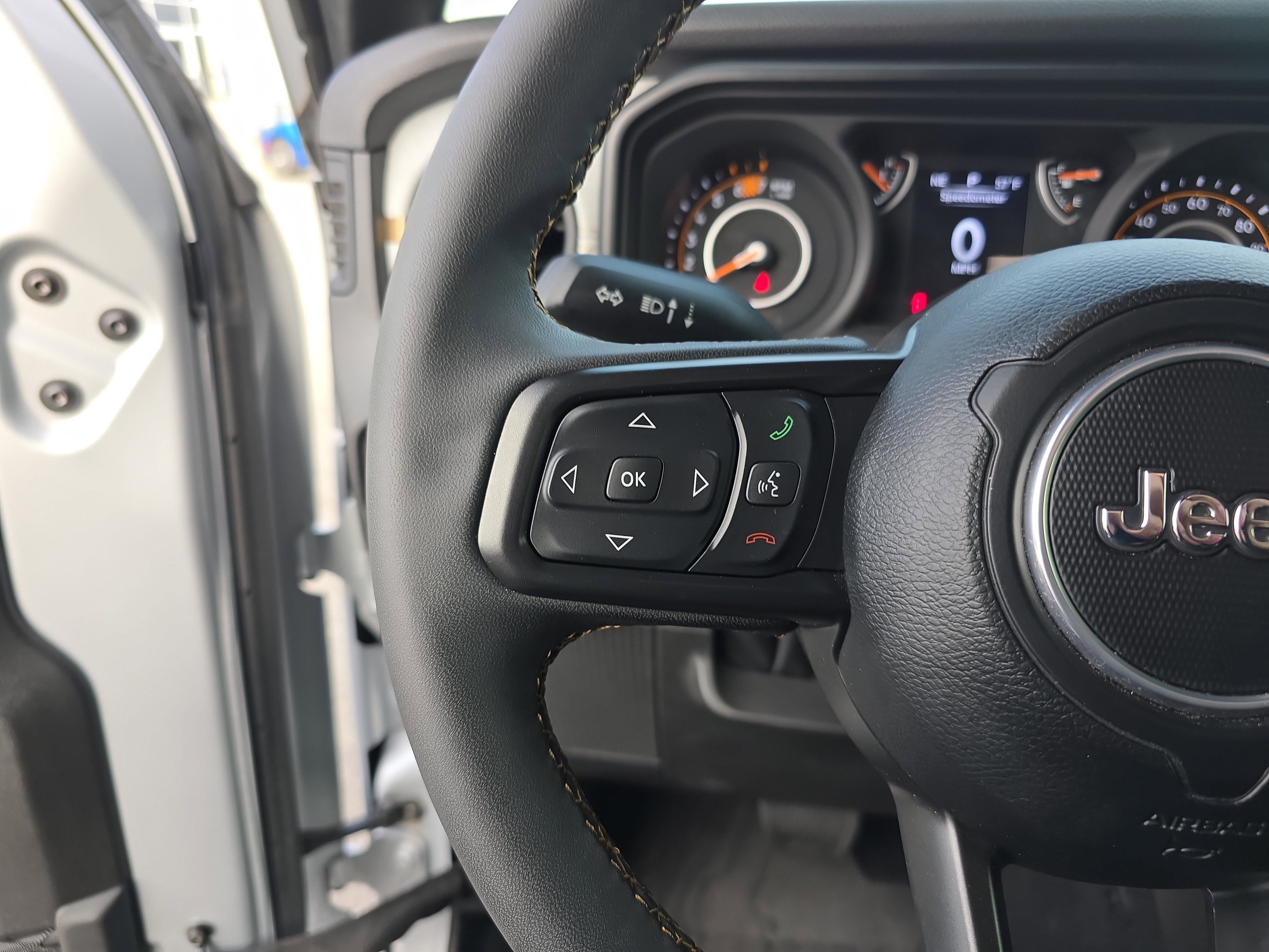 Used 2024 Jeep Wrangler Willys image 36