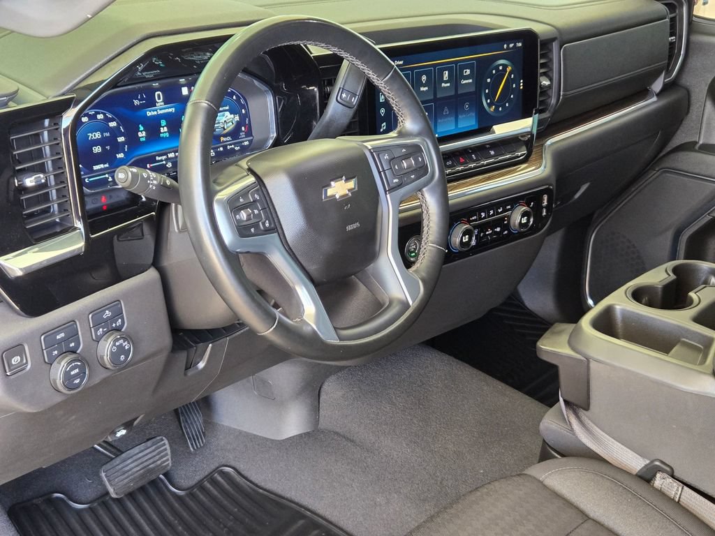 Used 2023 Chevrolet Silverado 1500 LT AWD/4WD image 10