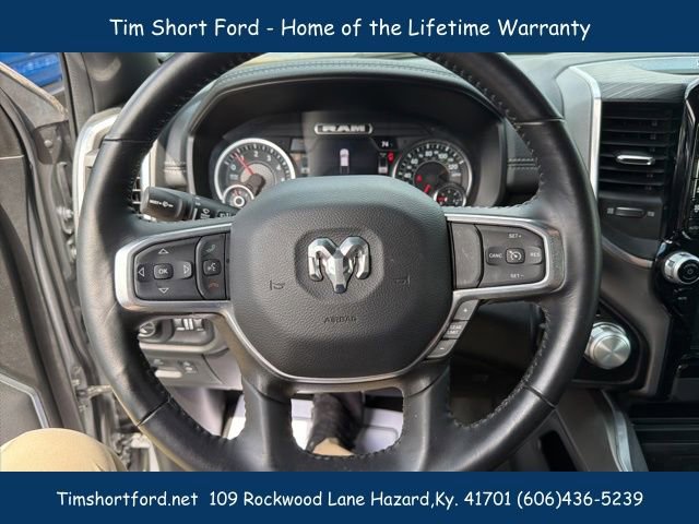 Used 2023 RAM 1500 Laramie AWD/4WD image 19