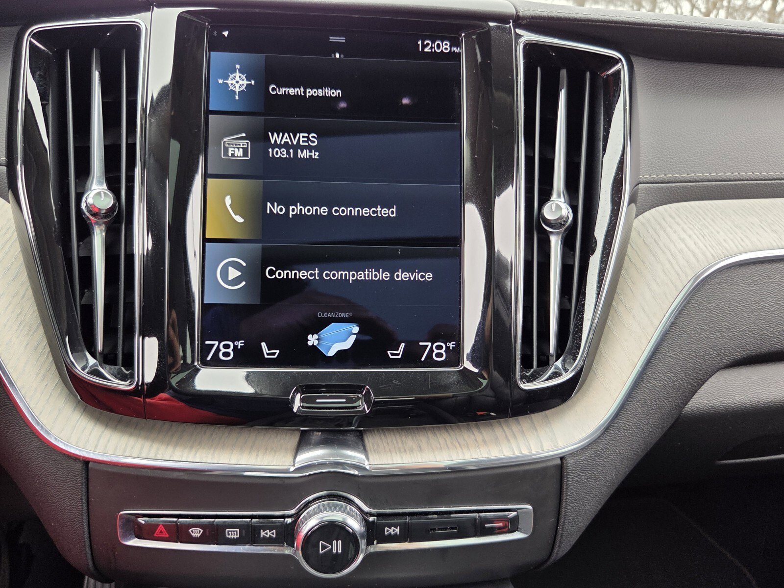 Used 2021 Volvo XC60 T5 Inscription w/ Advanced Package image 20