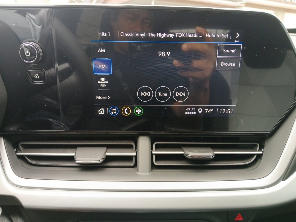 New 2026 Chevrolet Trax LS w/ LS Convenience Package image 21