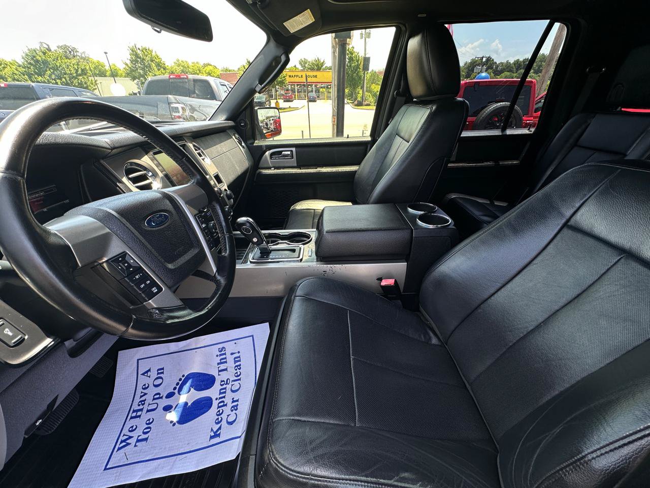 Used 2015 Ford Expedition EL Limited w/ Equipment Group 301A AWD/4WD image 12