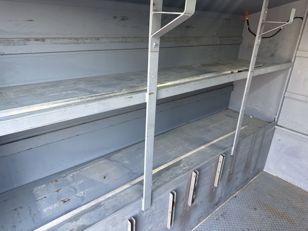 Used 2024 Chevrolet Silverado 3500 LT w/ Convenience Package image 29