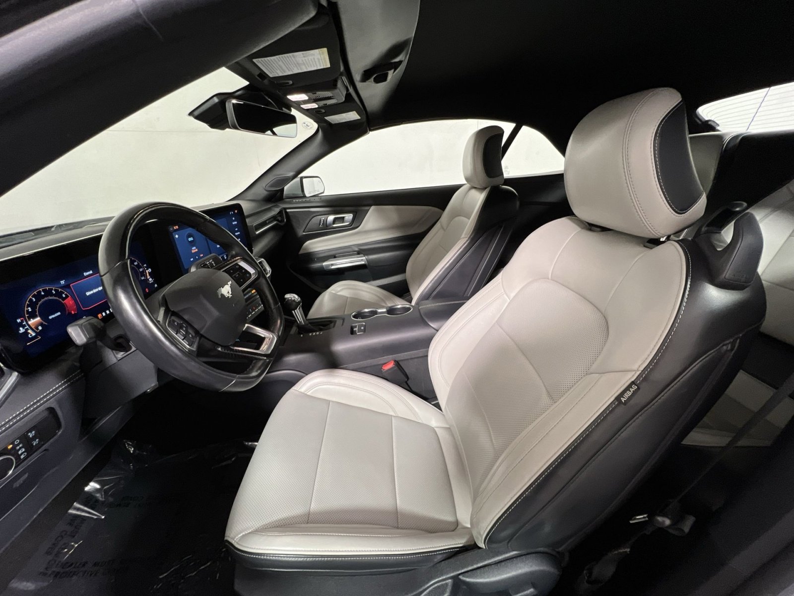 Used 2024 Ford Mustang Premium RWD image 13
